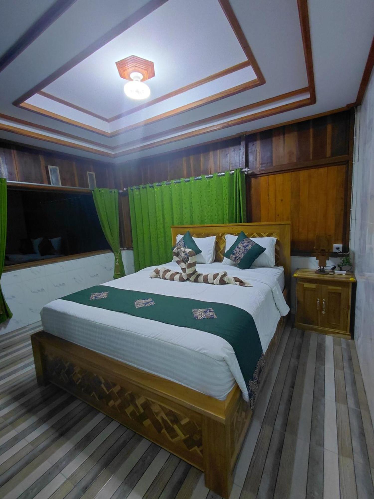 Friendly Homestay Lemukih Singaraja Habitación foto